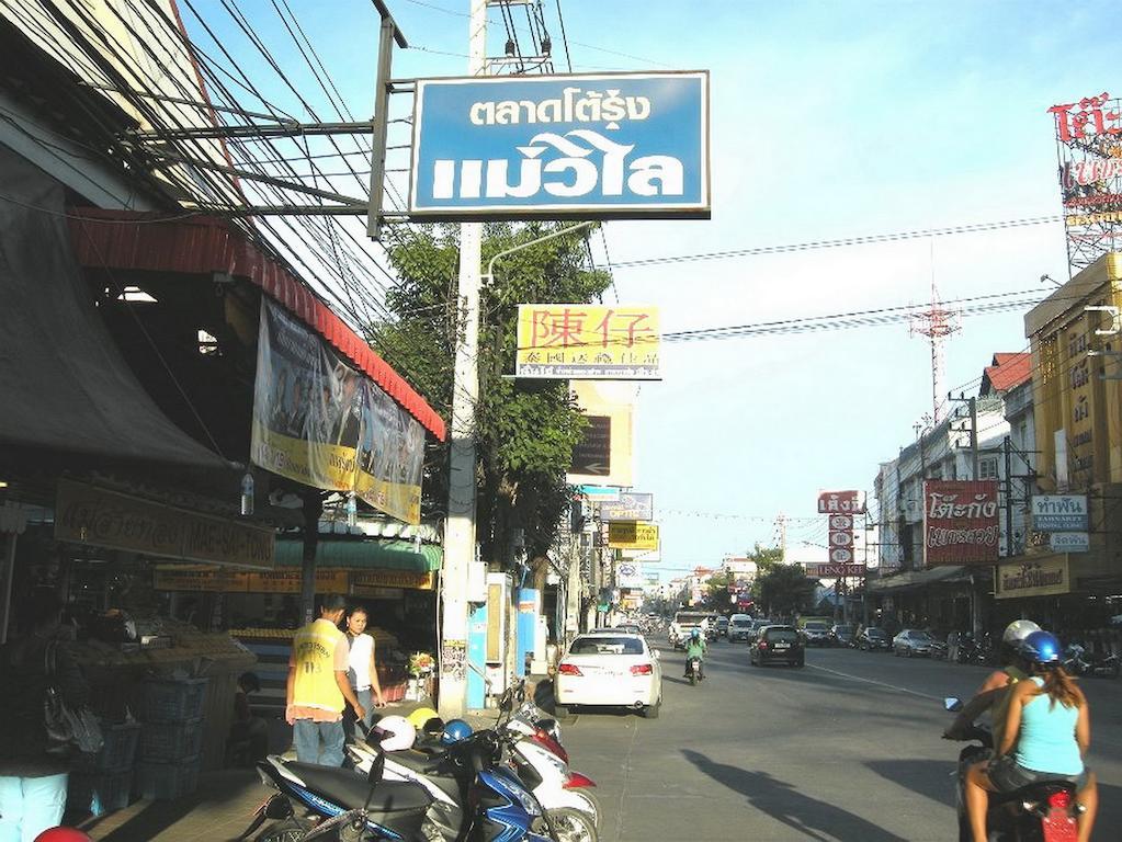 Maxwell Inn Pattaya Exterior foto